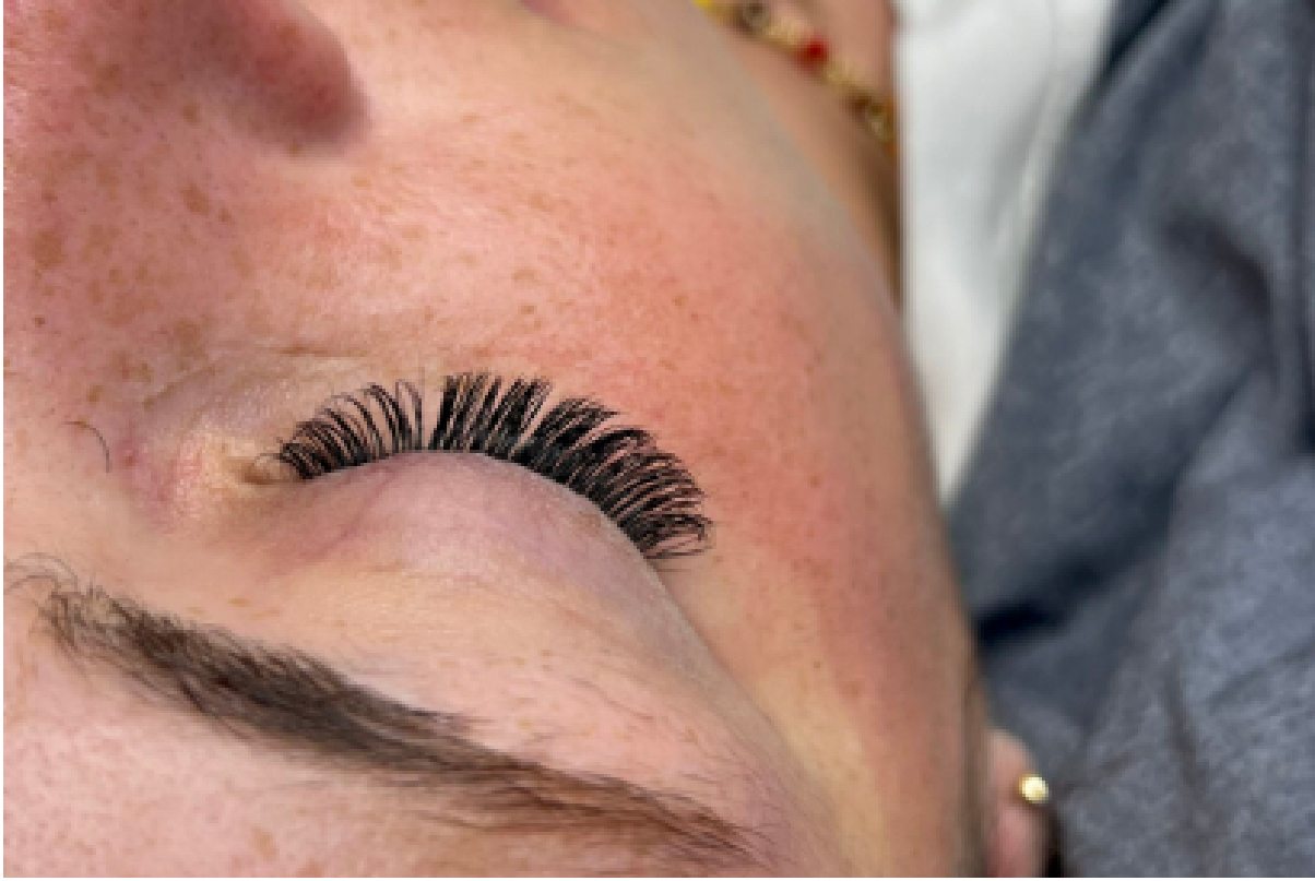 Classic Eyelash Extensions Course
